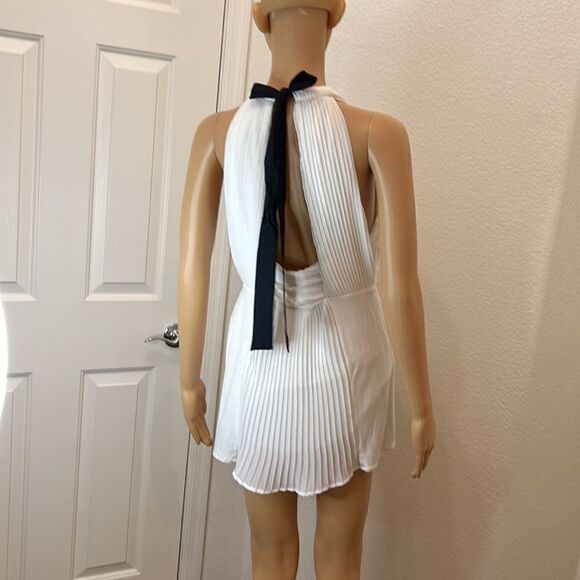 MM Couture By Miss Me Top Cream Ivory Off White Pleated  Black Neck Tie Back - Picture 7 of 11